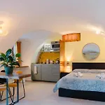 Casa Anastasia With Private Patio By Gardadoma Appartement Brenzone sul Garda